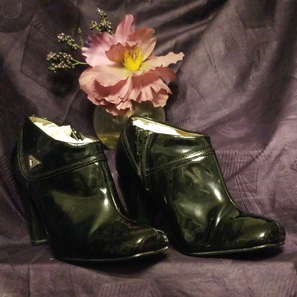 Booties - Picture 2 of 7